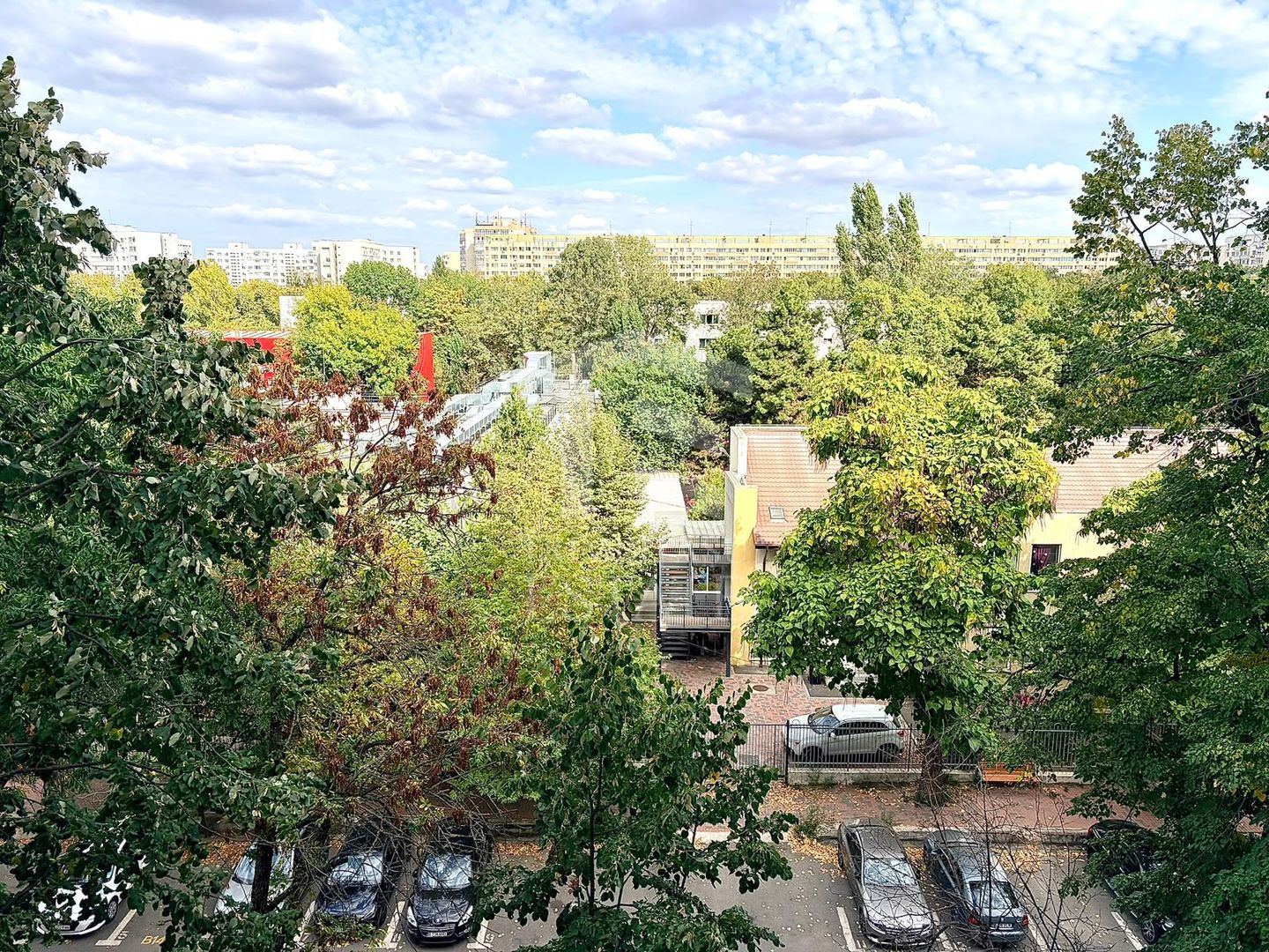 3 camere 69 mp Titan Metrou 8 minute 0% - Poză 1