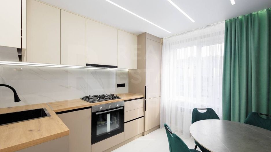 Vânzare apartament, 2 camere, str. Ginta Latina, Ciocana. - Poză 1