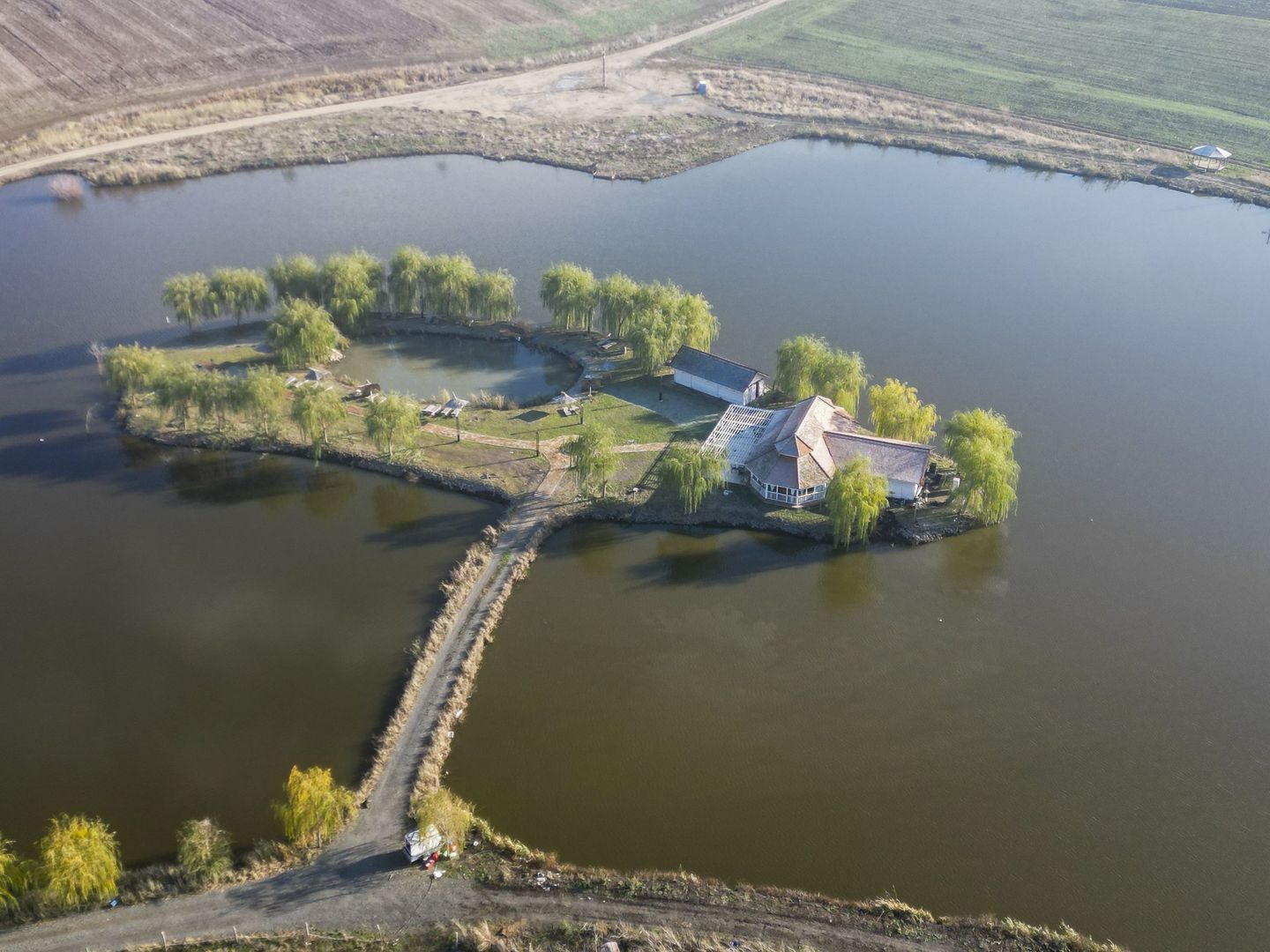 Pescărie și restaurant, afacere la cheie - Poză 5
