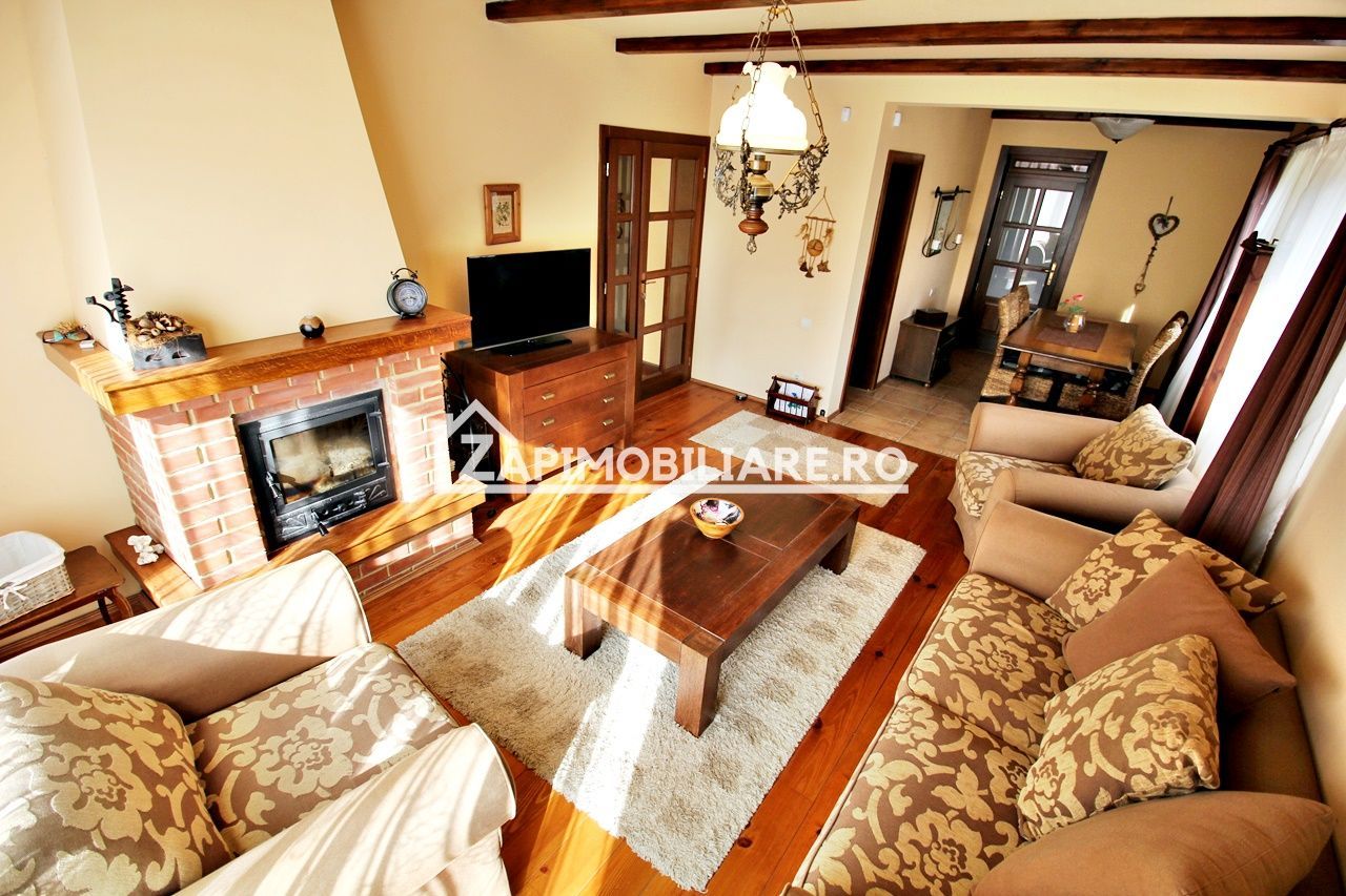Casa 3 camere, 2 bai,1 garaj,teren 360 mp.zona Dambu Pietros - Poză 3