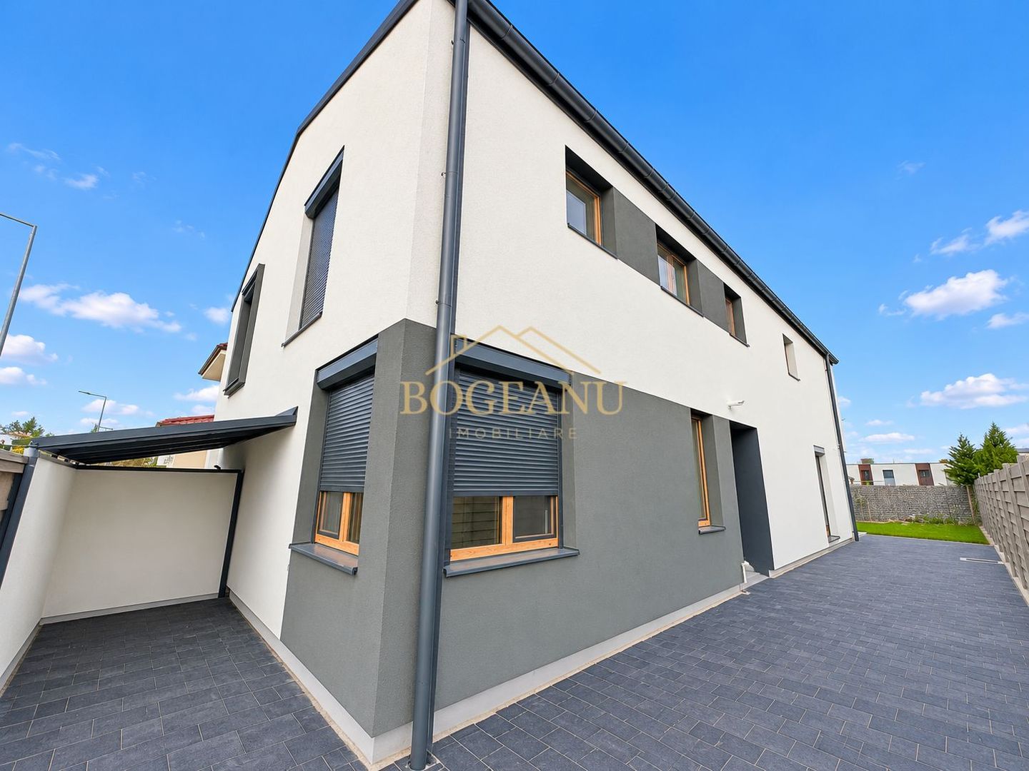 BG206-Duplex Premium 5 camere | Calea Aradului | Curte | 5 parcări - Poză 1