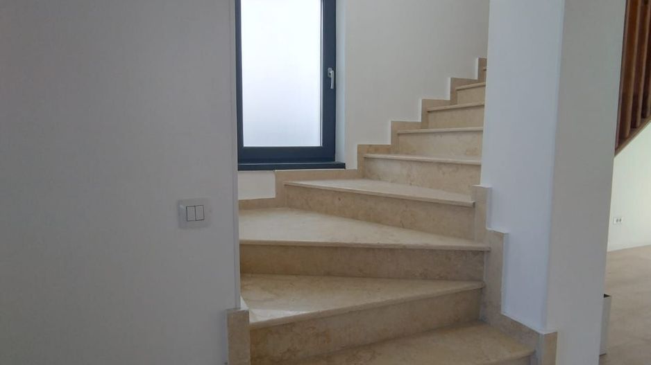 Vila Moderna Tunari, zona Buna, curte 300m - Poză 19