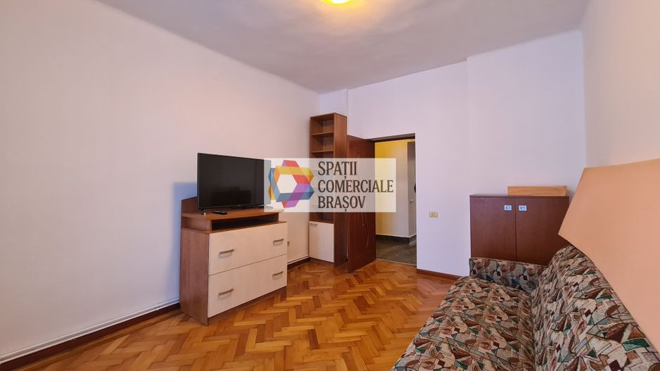 Apartament de închiriat, două camere, Brasov, zona Centrul Civic,  55 mp. - Poză 1