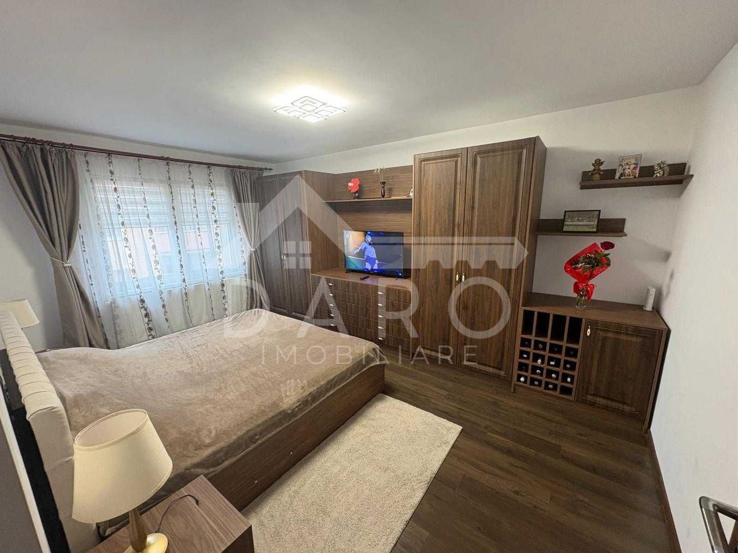 Apartament cu 3 camere - Poză 4