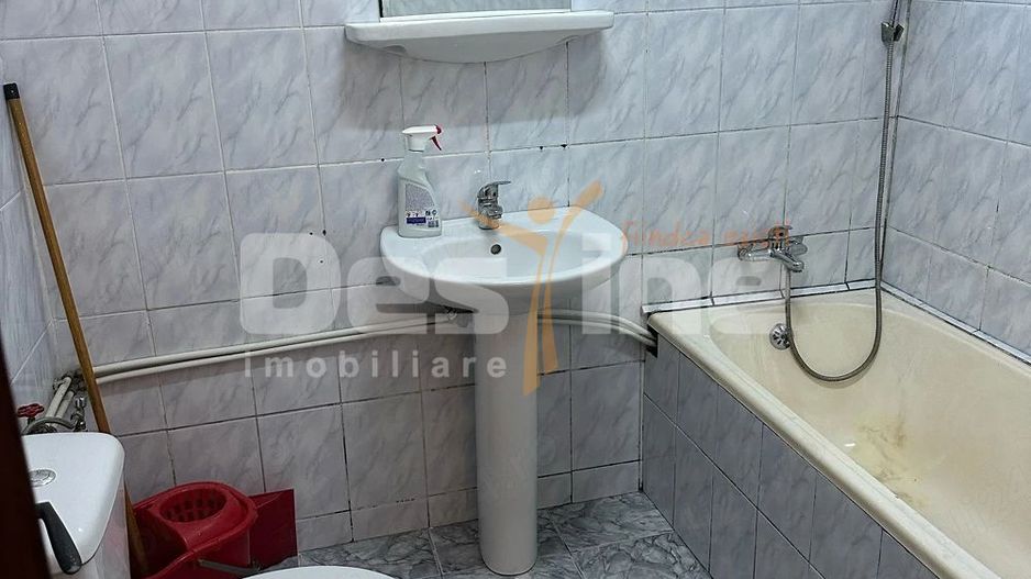 Închiriez apartament cu 2 camere în centrul Constanța, zona Dacia - Poză 8