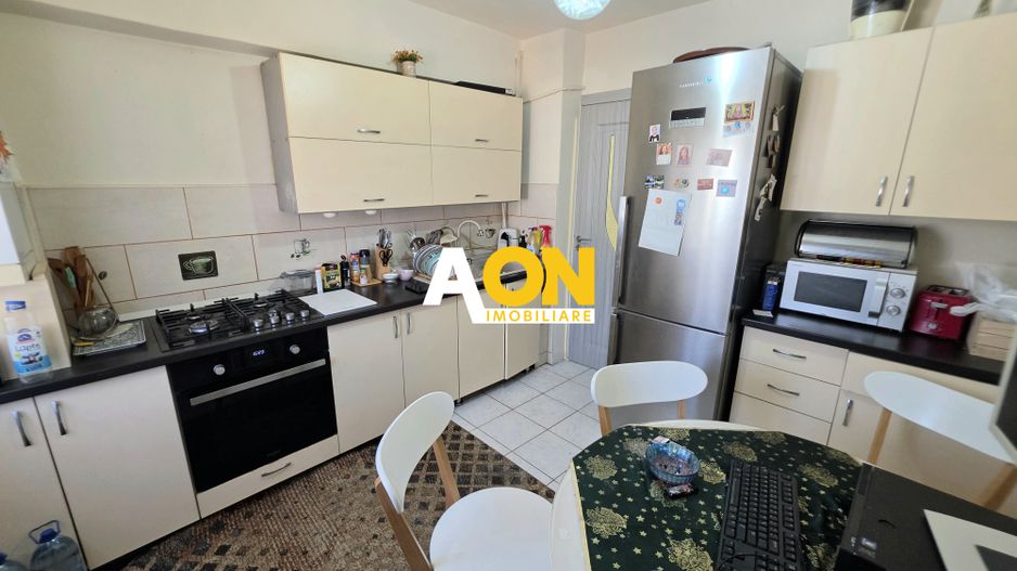 Apartament 3 Camere, Decomandat, Complet Mobilat, Cetate - Poză 7