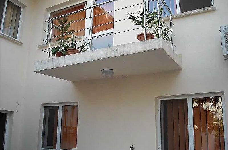 Vila de inchiriat Piata Alba Iulia - 8 camere. - Poză 3