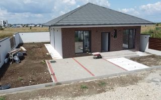 Case parter 300 mp curte Comision 0 - Poză 2