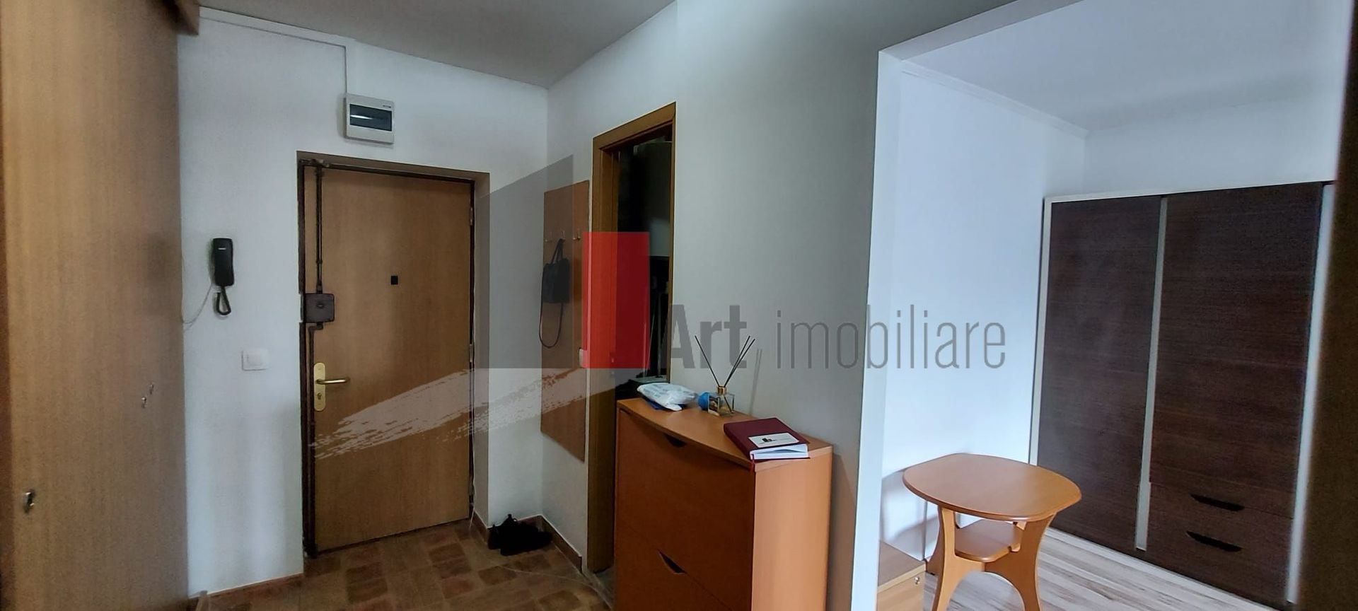 Garsonieră ideală pentru locuit/investiție| 2 lifturi, bloc 1987, mobilată - Poză 2