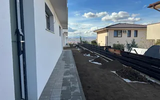 Casă în Florești, zona Vivo: 189 mp utili,  116 mp pe terase - Poză 31