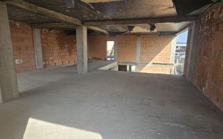 Vila la roșu  Strejnicu I SU 520 mp, teren 1.585 mp I - Poză 9