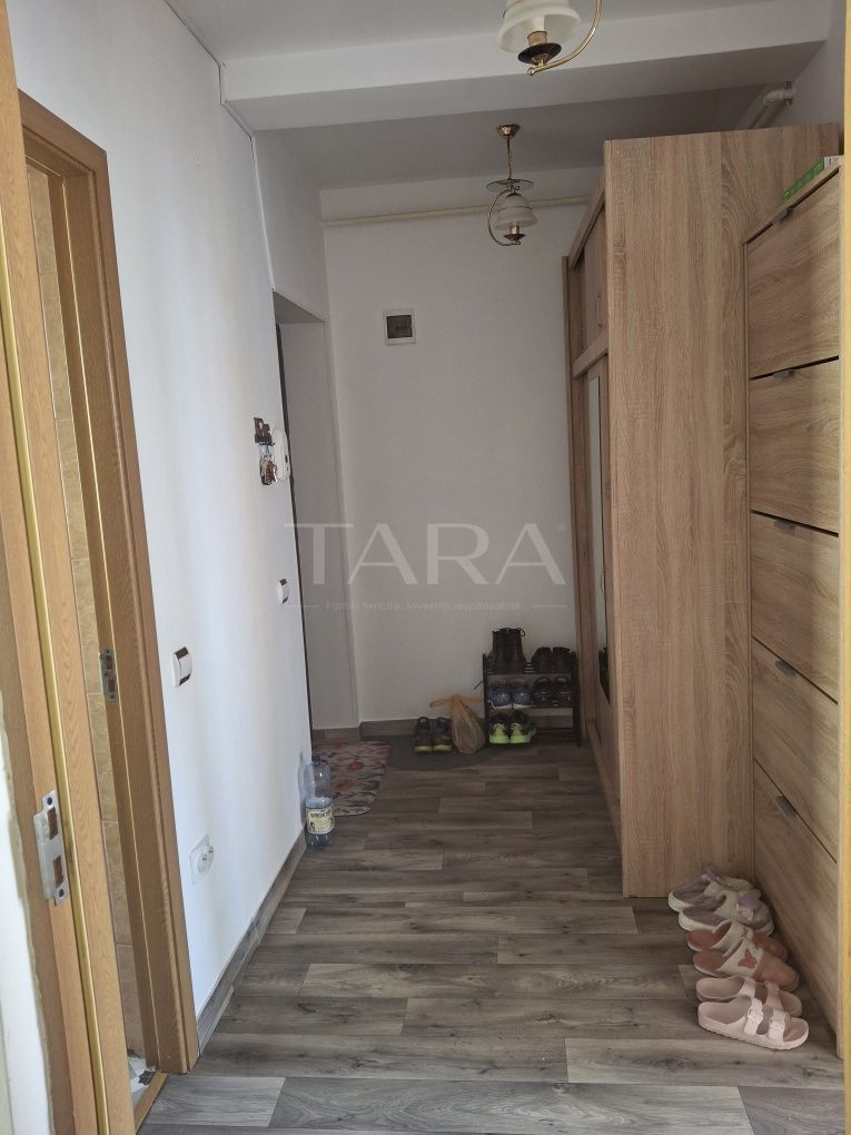 Apartament 2 camere decomandat, etaj 1, renovat parțial. - Poză 5