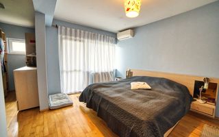 Casa complet mobilata 5 camere 3 bai curte generoasa - Poză 33