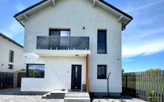 Casa moderna,4 camere, pompă de căldură si panouri fotovoltaice - Poză 3