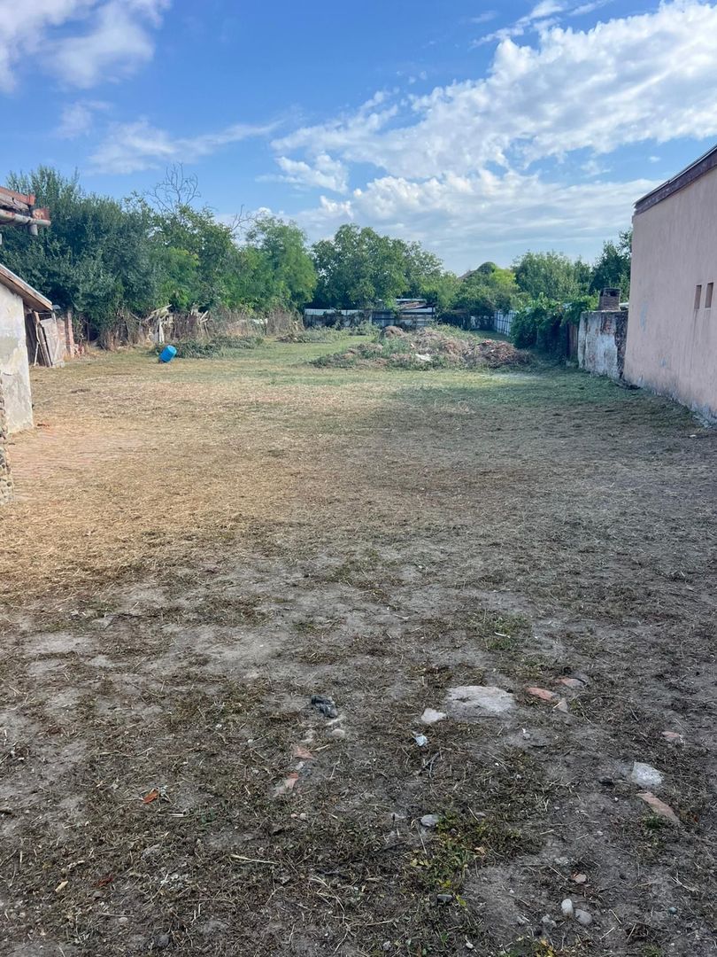 Casa cu teren generos în Timișoara - Poză 3