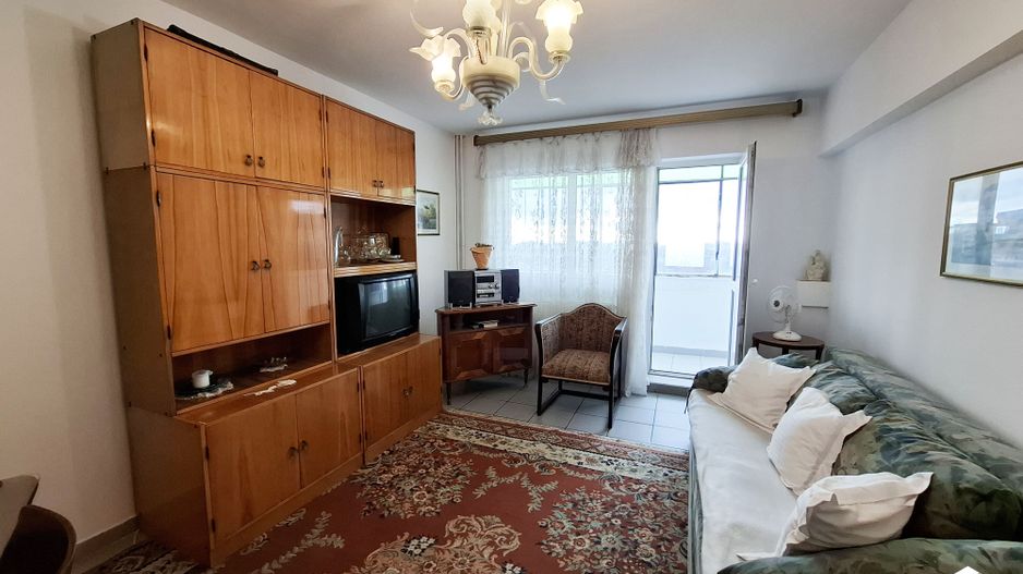 Apartament cu 2 camere, decomandat, confort 1, zona Republicii - Poză 3