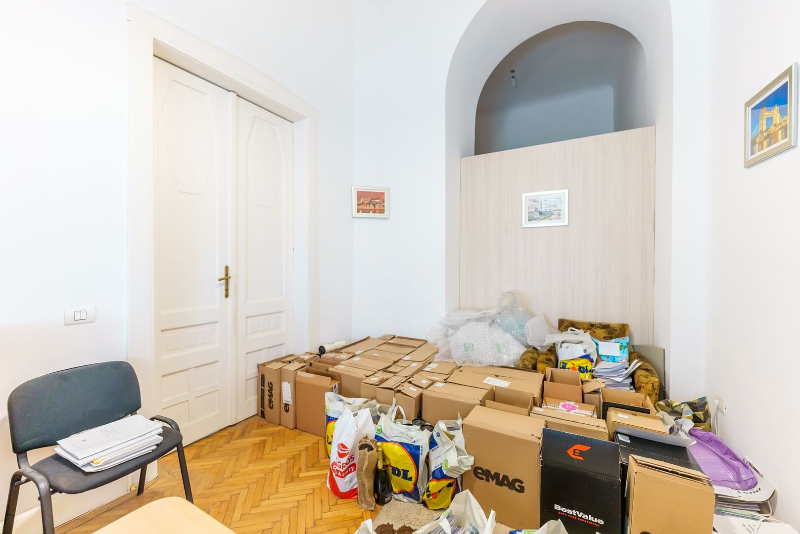 Apartament ultracentral cu 2 camere - Poză 12