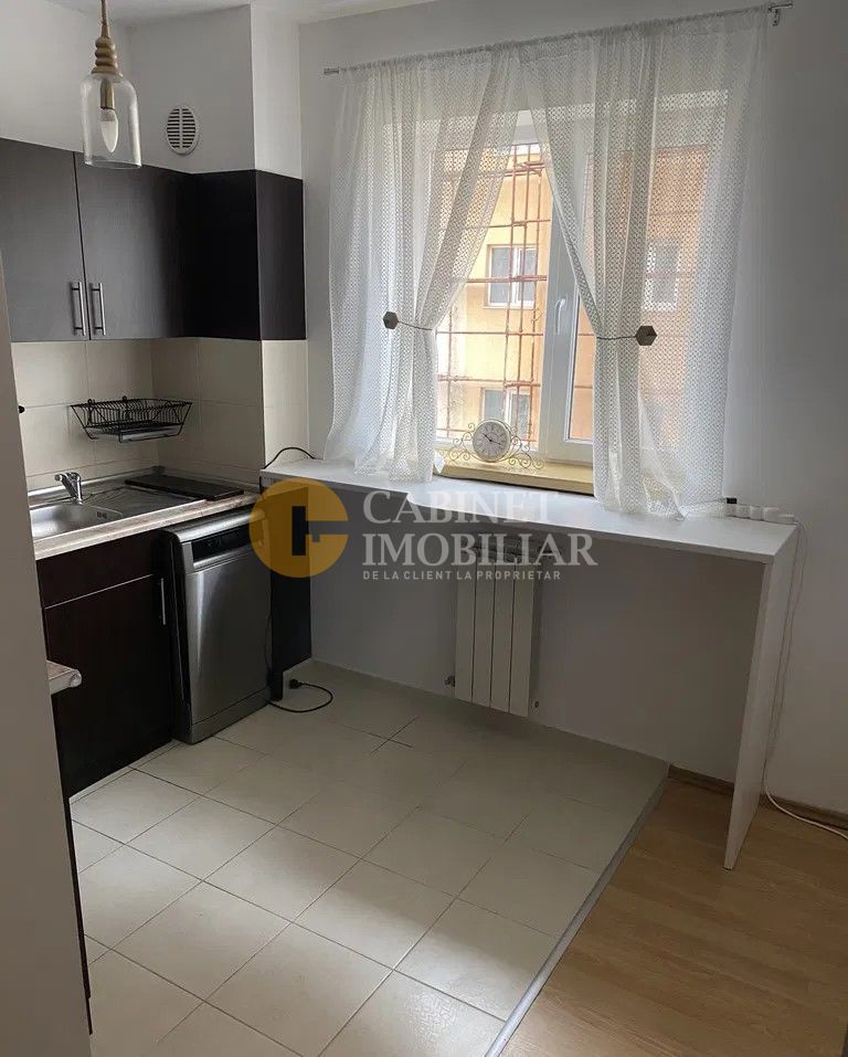TATARASI - BLOC NOU - 2 CAMERE DECOMANDAT - ETAJ INTERMEDIAR - Poză 5