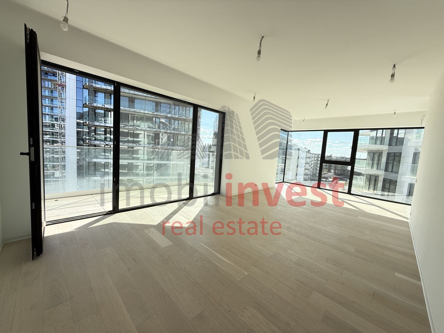 Apartament 4 camere de vanzare One Lake Club - Poză 2