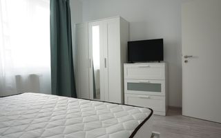 Apartament mobilat si utilat complet, etaj intermediar ! - Poză 4