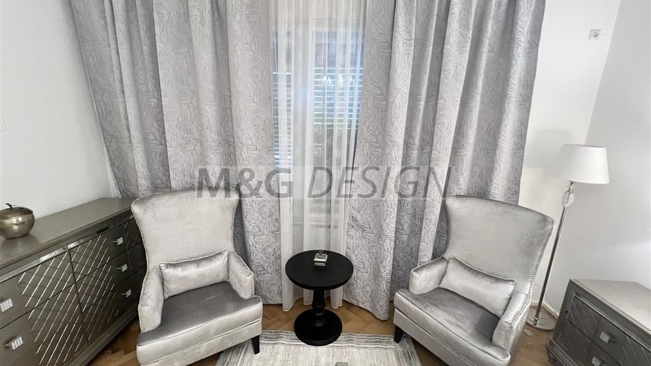 3 camere deosebit amenajat LUX  boxa curte acces auto - Poză 13