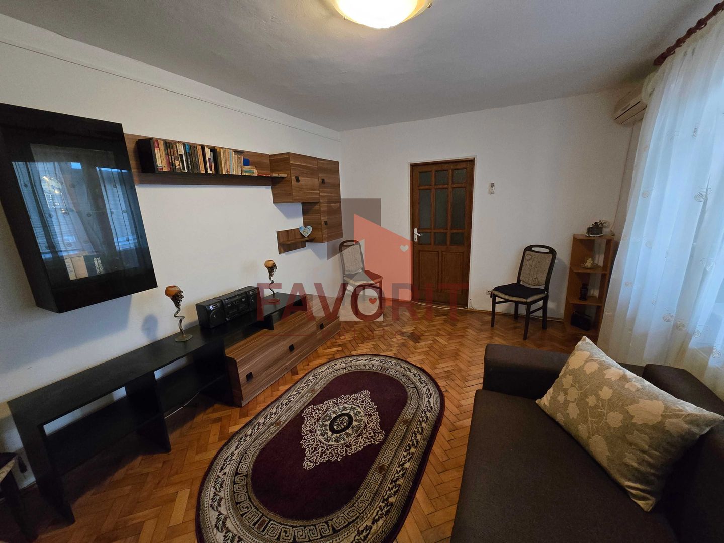 Apartament 2 camere | Zona Sagului - Poză 1