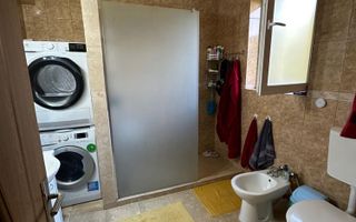 Casă spațioasă de vânzare – Corunca, zona Vatman - Poză 10