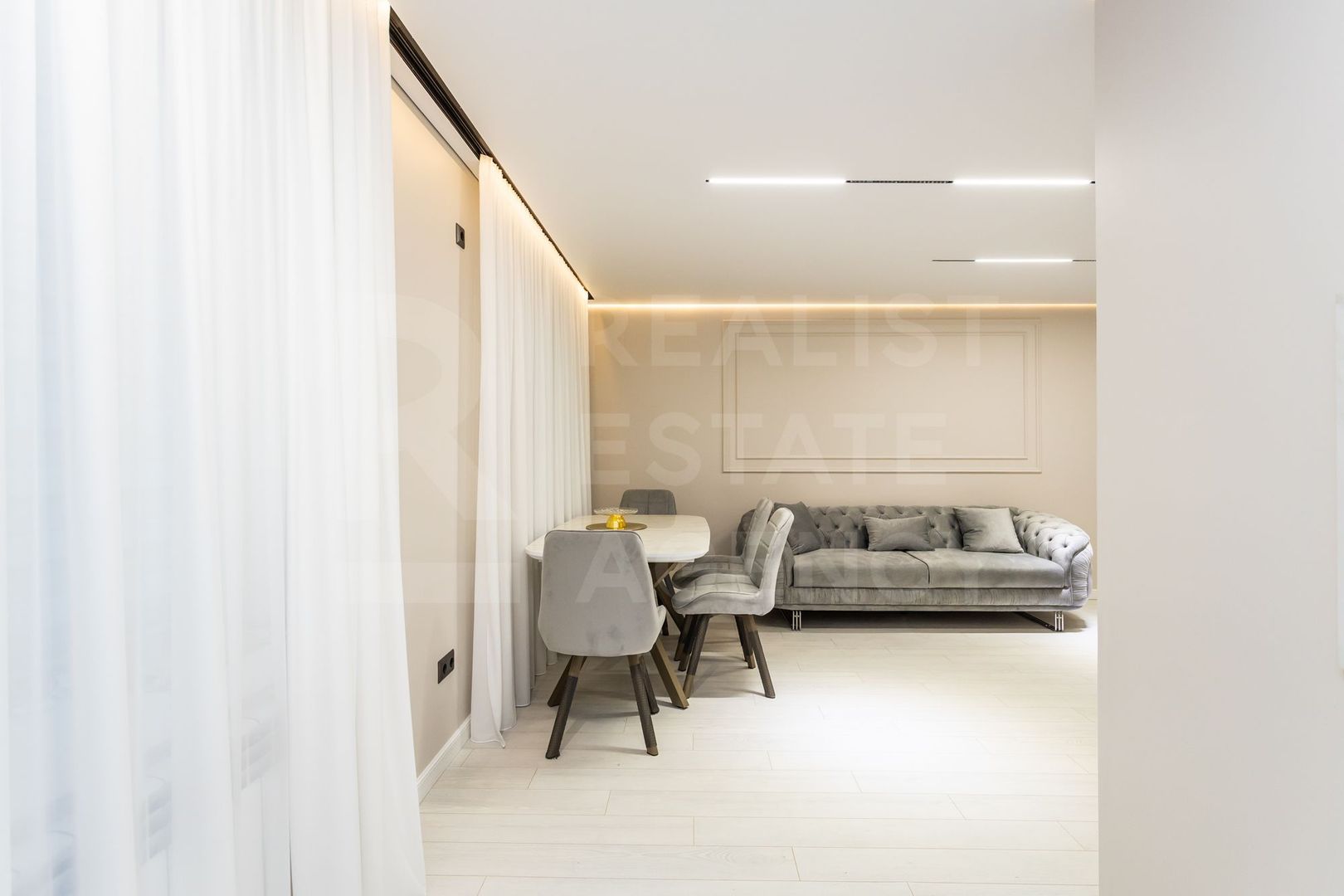 Vânzare apartament, 2 camere, str. Miron Costin , Rîșcani - Poză 3