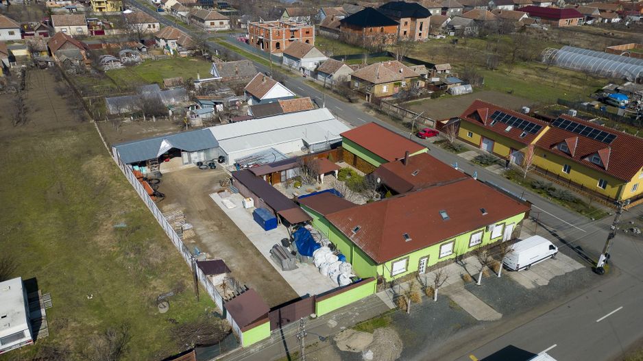 Proprietate cu potențial multiplu, Curtici - Poză 1