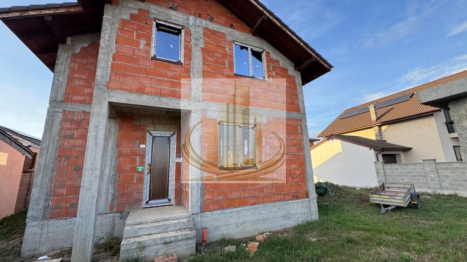 Casa individuala P+M Giroc. Strada linistita doar de case. - Poză 8