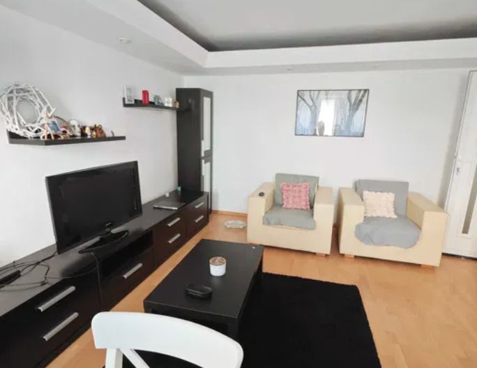 Apartament 2 cam. de inchiriat 60 mp Et. 4  Zona Aviatiei - Poză 2