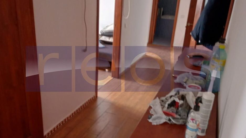 VANZARE 3 CAMERE DECOMANDAT - TIMPURI NOI - Poză 5