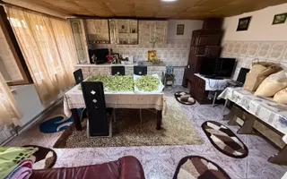 Vila S+P+1,+ garaj inchis + terasa si teren intravilan 6300 mp - Poză 25
