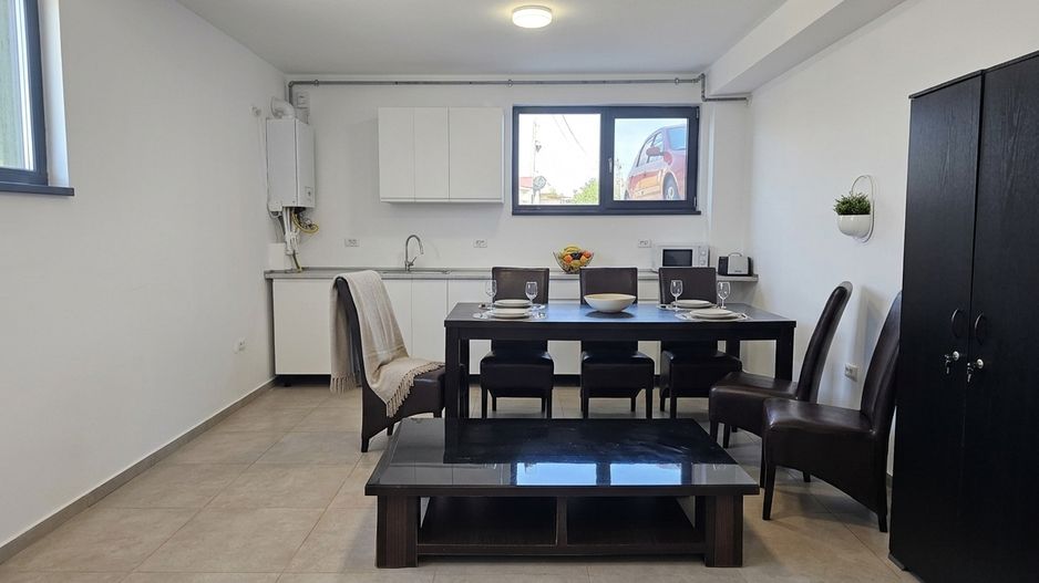 Apartament cu 2 camere de vanzare Ovidiu Constanta parcare inclusa - Poză 2