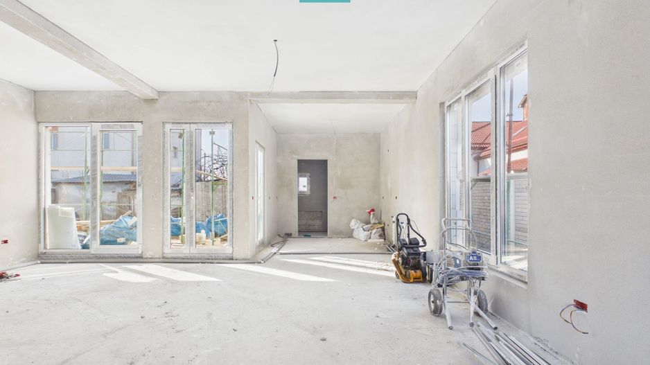 Casă deosebită în Parneava – Strada Griviței - Poză 22