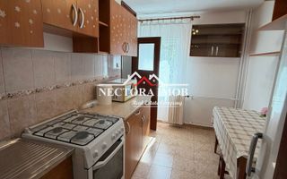 NECTORA IMOB-Apartament 3 camere, Str. Sf. Apostol Andrei, Etaj 2,65mp - Poză 7
