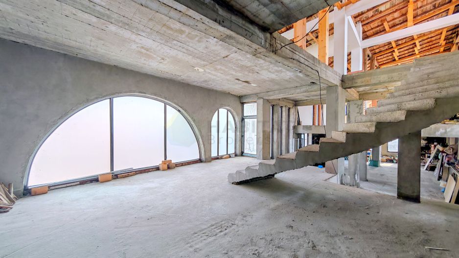 Oportunitate I în Centrul Târgoviștei: Clădire de 498 mp - Poză 14