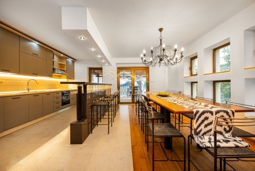 Vilă modernă, str. Dr. C-tin Caracaș nr.47, direct de la proprietar - Poză 3