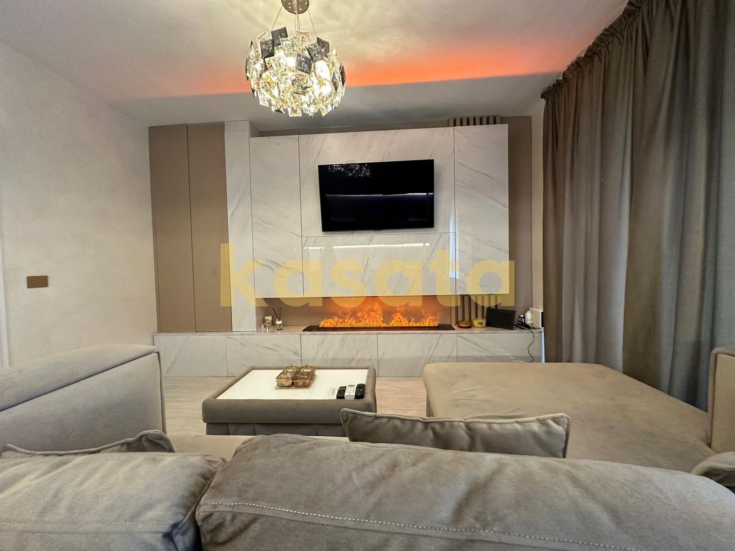 3 camere / Mobilat / Utilat / 2 parcari incluse in pret / LUX - Poză 1
