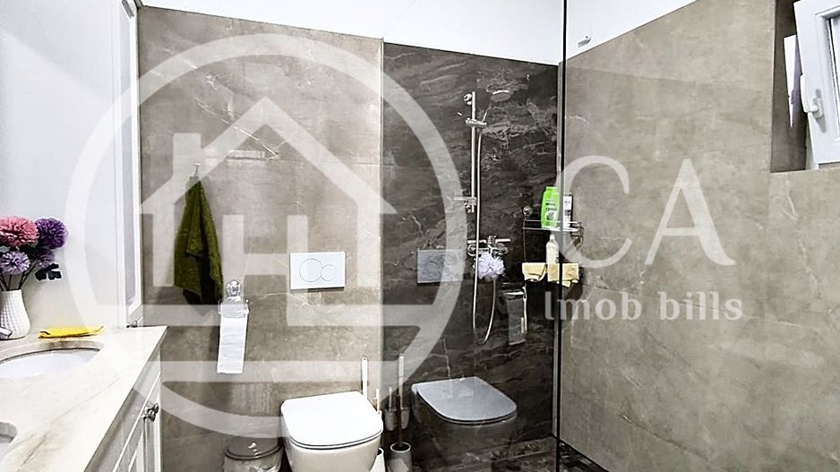 Casă de vânzare cu 5 camere în zona de Dealuri, Oradea - Poză 14