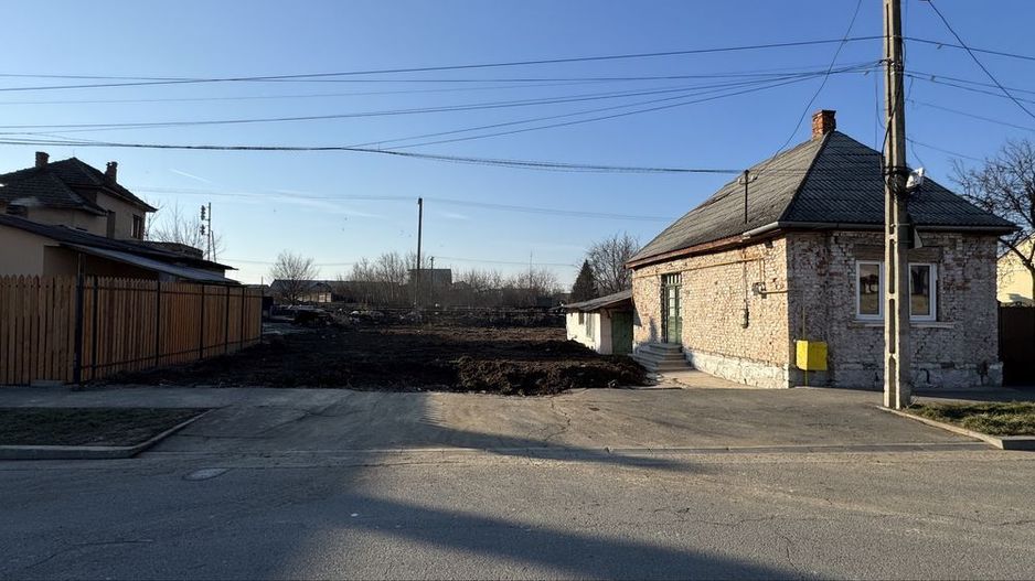 Vând Casă + Teren 5,5 ari / Satu Mare - Poză 1