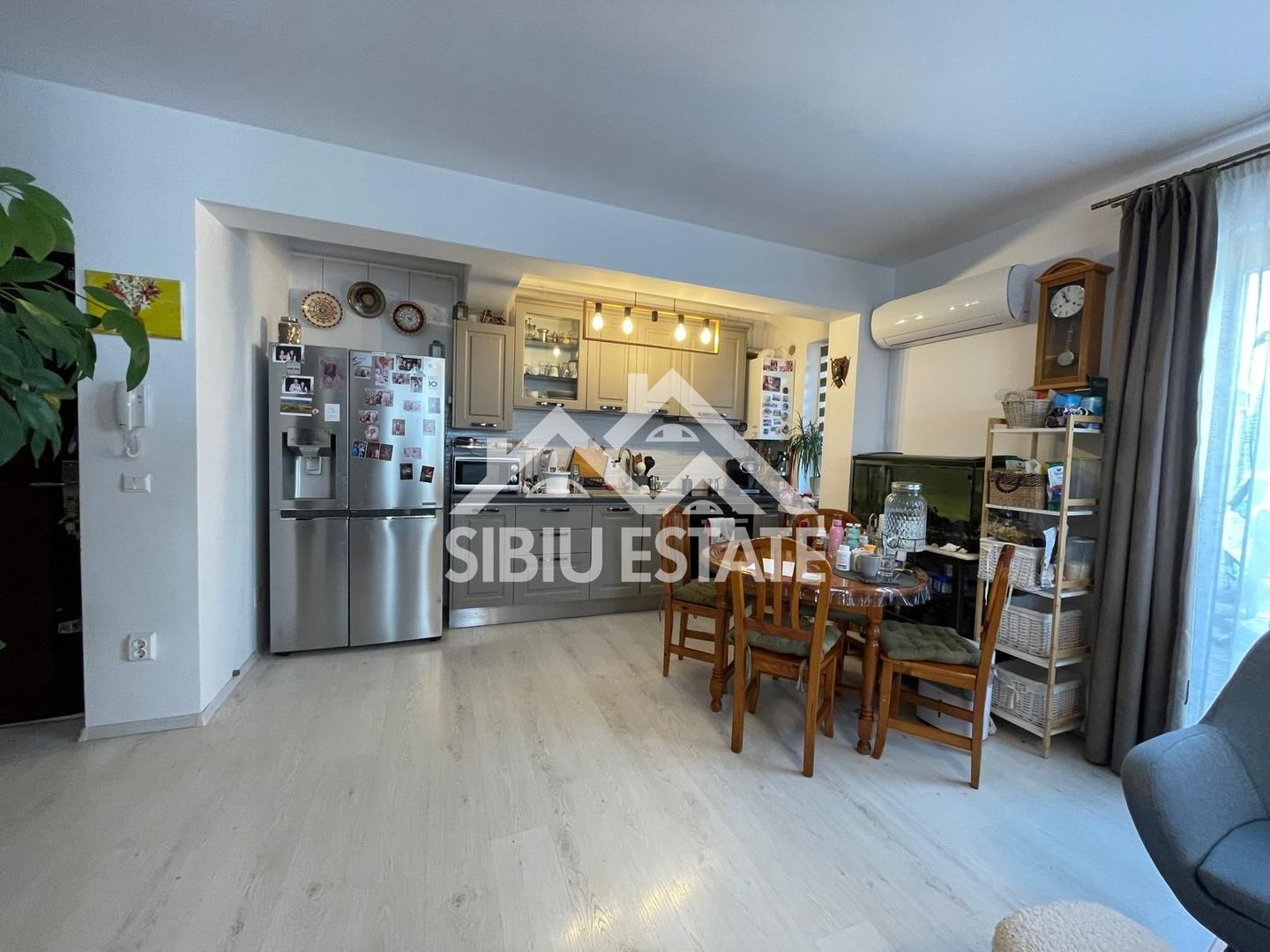 Penthouse modern cu terasă spectaculoasă de 50 mp Belvedere Residence - Poză 13