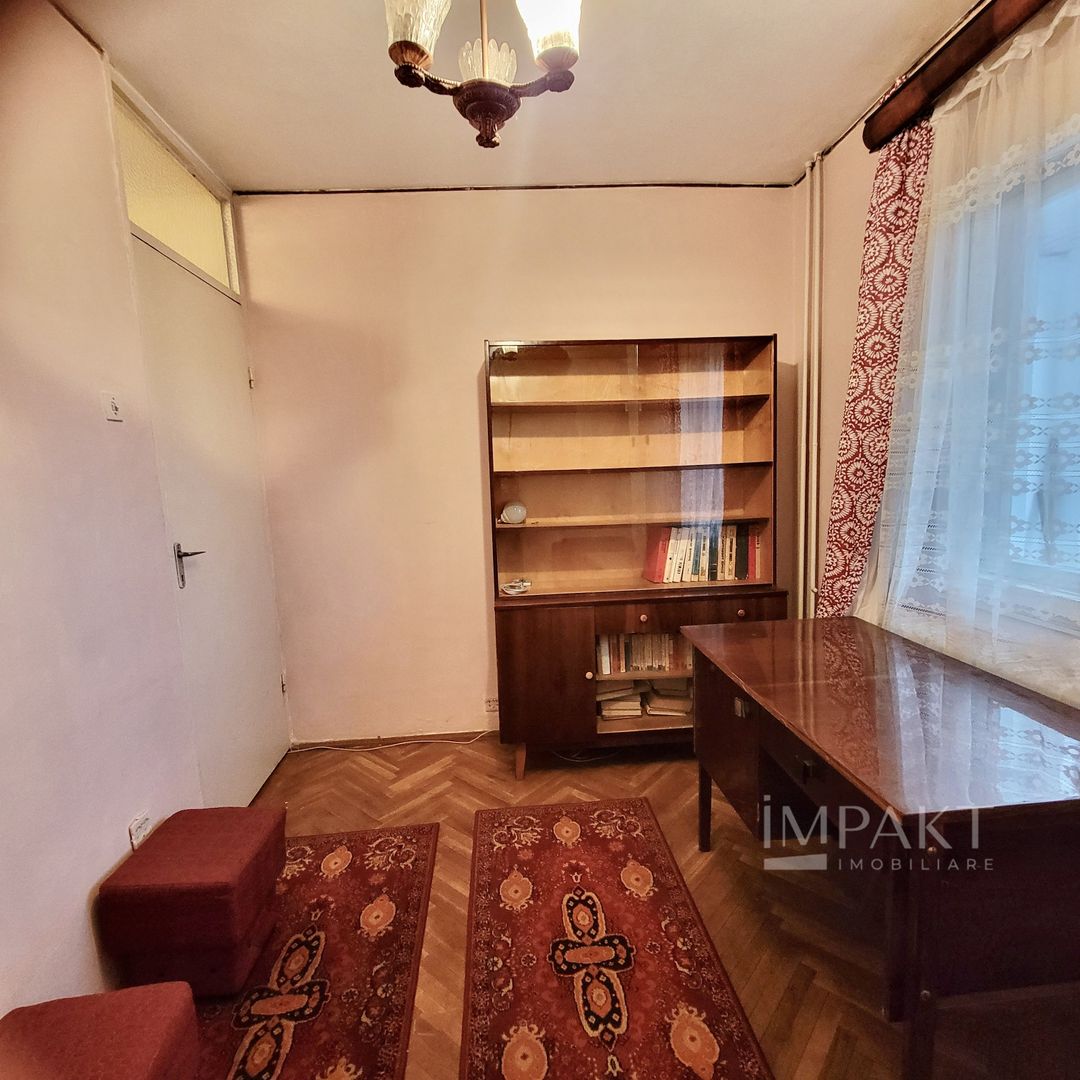 Apartament cu 4 carmere decomandat in Grigorescu - Poză 8