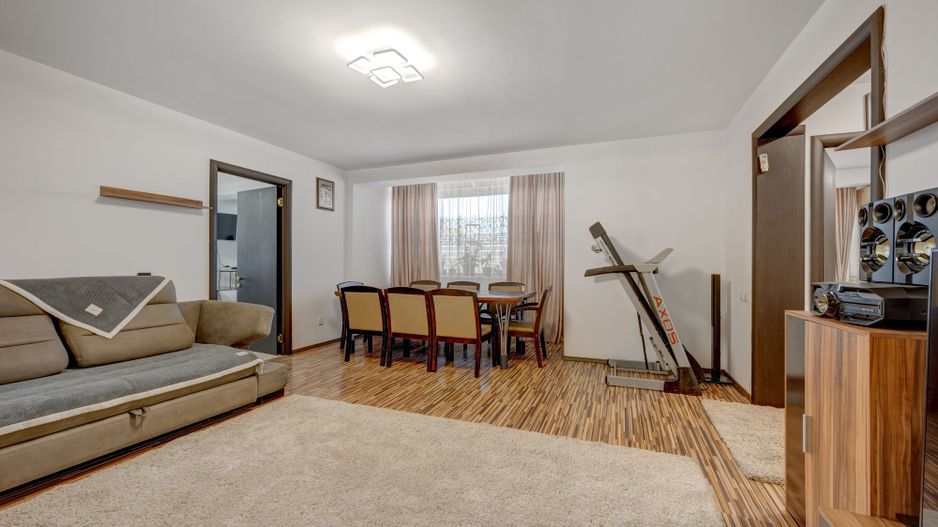 SI CASA SI AFACERE totul sub același acoperiș in Sector 5/Sălaj - LIDL - Poză 43