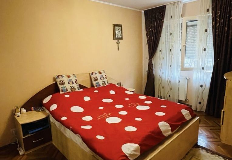 Apartament 3 camere - centrala proprie - Poză 6