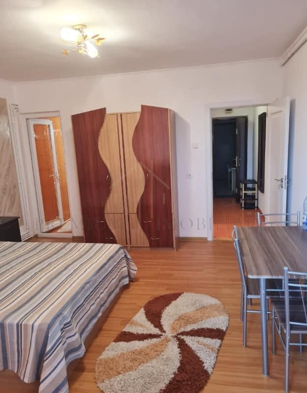 Garsoniera Confort - Zona centrala - Poză 3