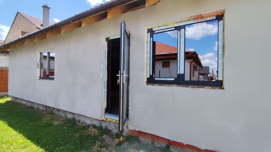 Casa parter 2 dormitoare, in Comuna Sanmartin, acces auto - VANZARE - Poză 3