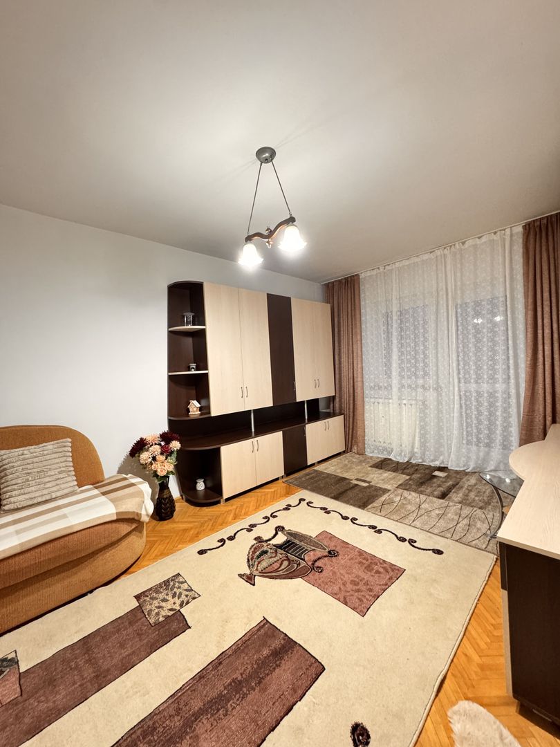 Apartament 3 camere decomandate – zona Decebal, Oradea - Poză 3