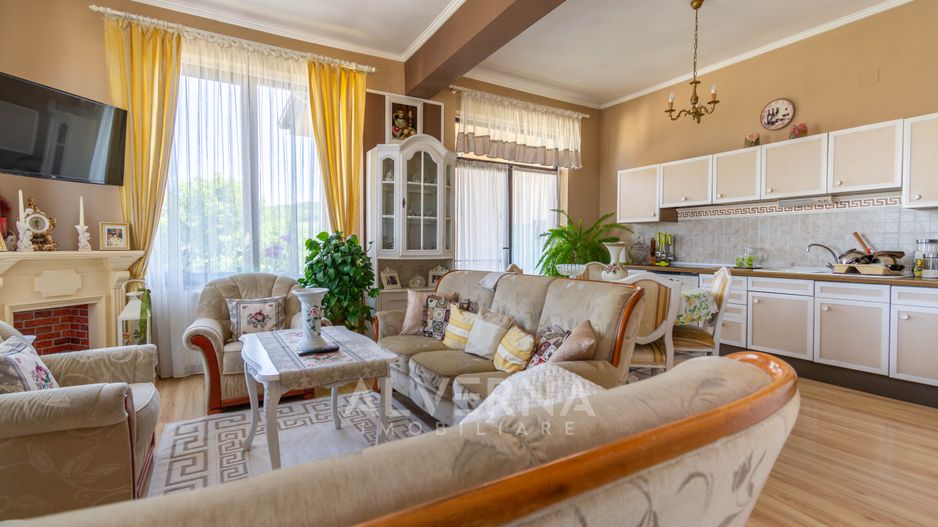 Duplex 120 mp, 4 camere, 2 bai, mobilat si utilat, curte, zona Teilor - Poză 1