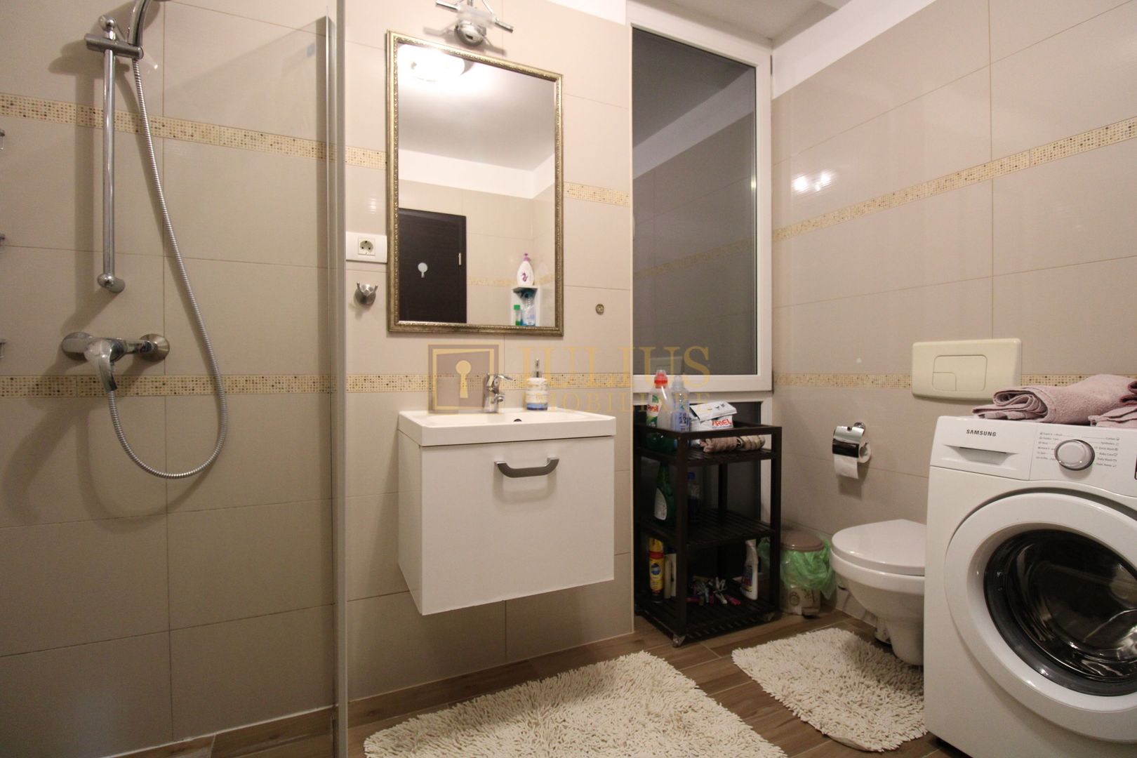 PENTHOUSE zona Braytim, terasa de 50mp, strada secundara foarte linistita! - Poză 17